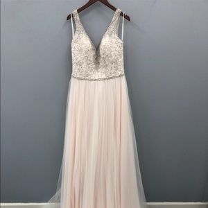 Brand New, Allure Size 26 Wedding Dress